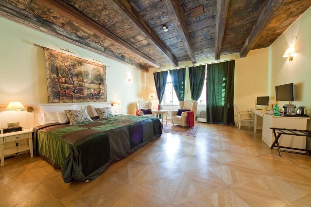 Merchant's Yard Residence - photo 13