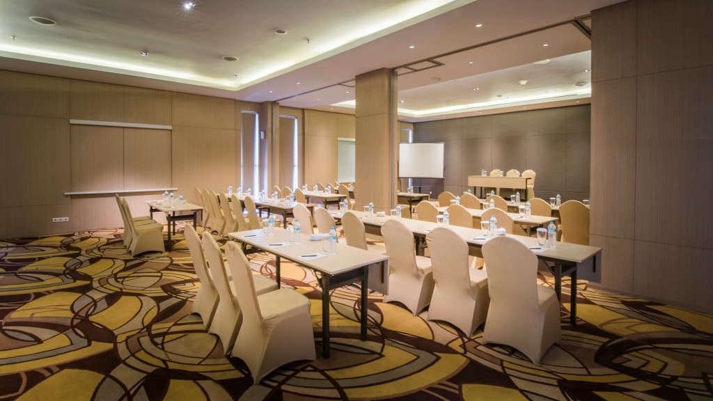 Citadines Connect Airport Jakarta - photo 14