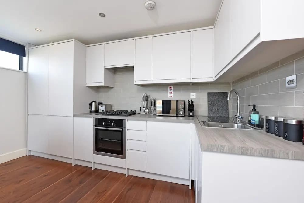 The Glasshouse Apartments - photo 21