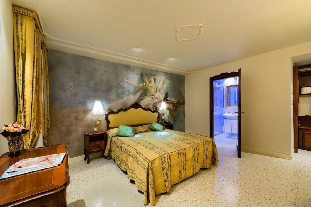 Hotel Scandinavia - photo 14