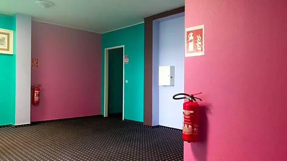 Isas Hostel - photo 14