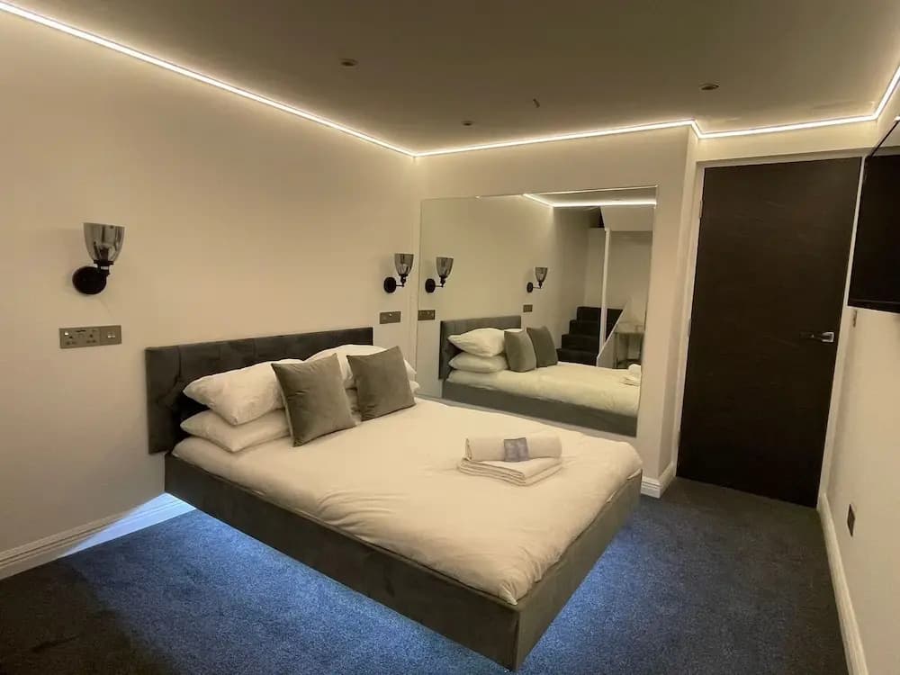2bedroom Apartment With Steam Room - photo 3