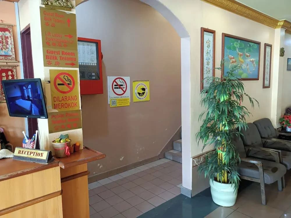 FullyWell Hotel - photo 2