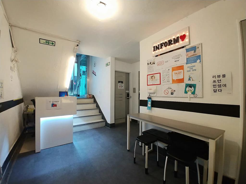 Jun Guesthouse Hongdae - photo 11