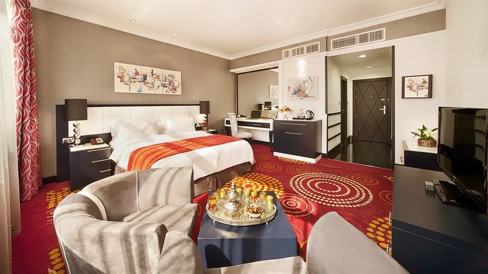 Swiss Hotel Corniche - photo 5