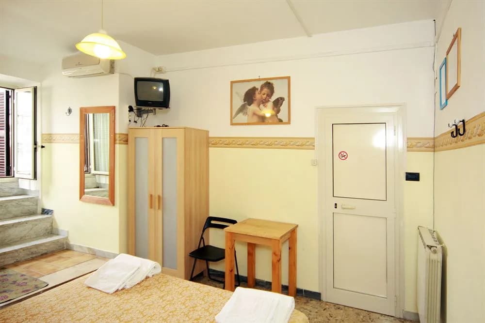 Hotel Lucia - photo 6