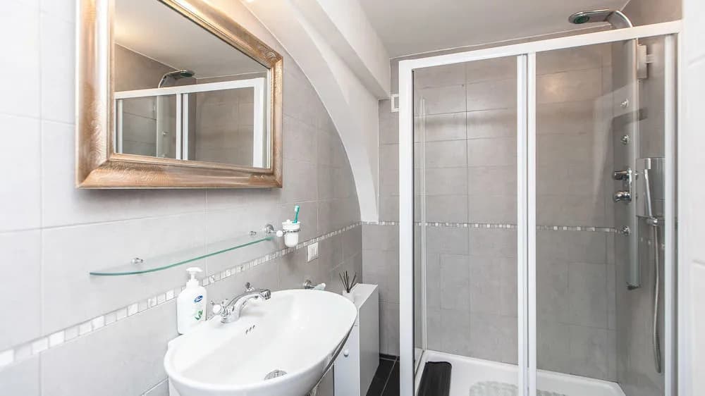Pantheon Apartments - photo 5