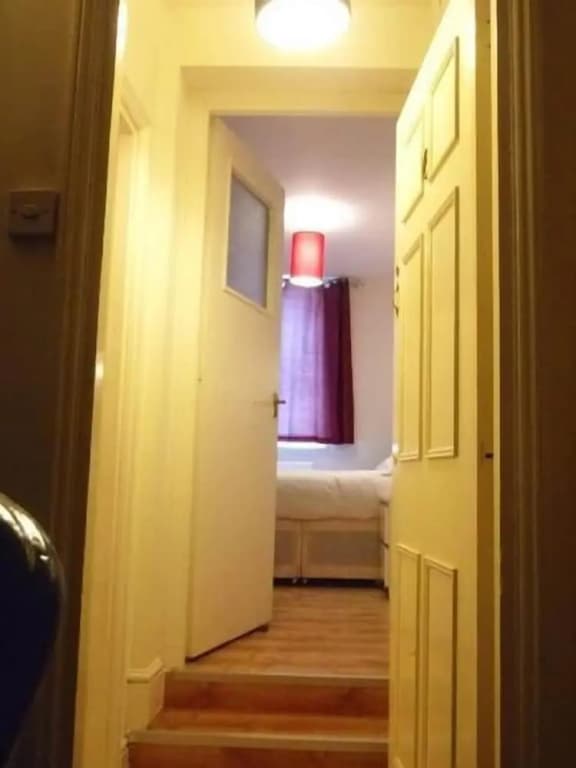 Kensington Flat - photo 1