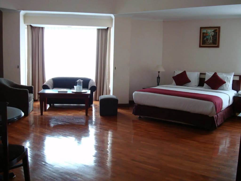 Hotel Sentral Jakarta - photo 4