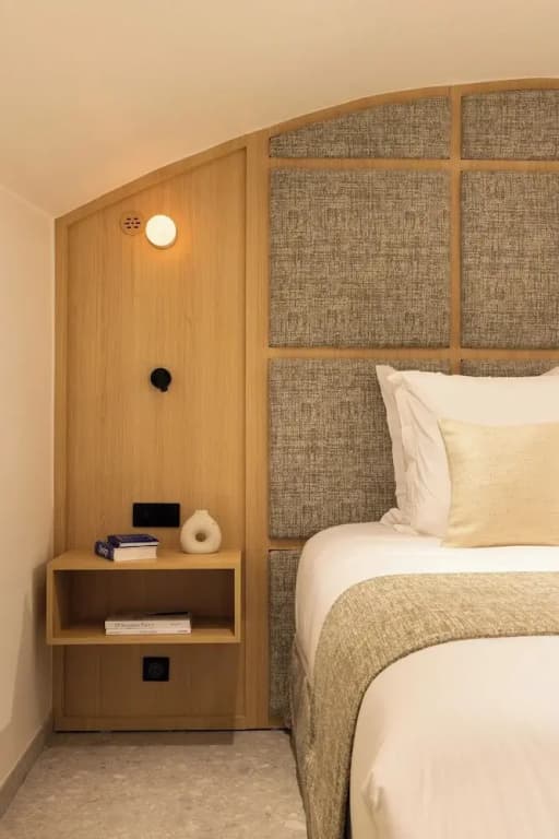Modern Apartment -ac-1br-4p-pantheon - photo 5