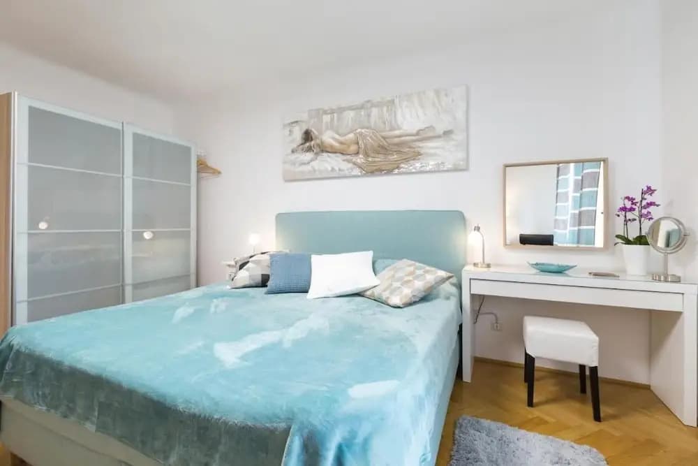 Apartment Rudolfsplatz Check in 15h to 22h Only - photo 6