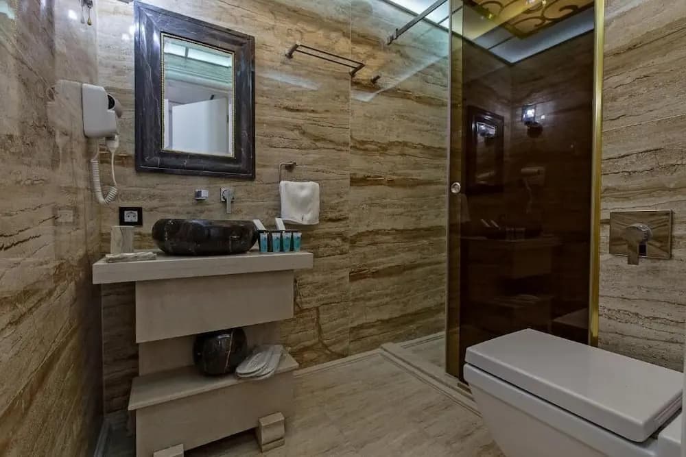 Aqua Liberty Hotel - photo 9