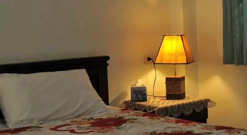 Karon Thira Guesthouse - photo 2