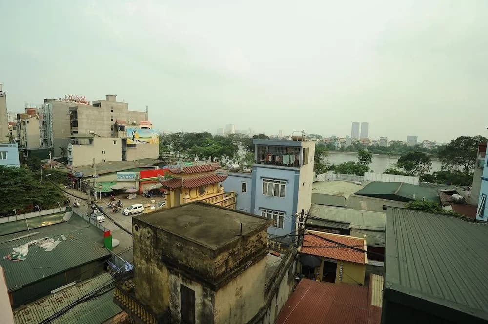 Ruby Lakeview Homestay - photo 22