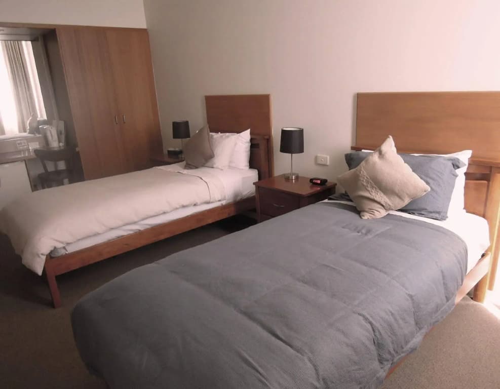 Plough Hotel - photo 3