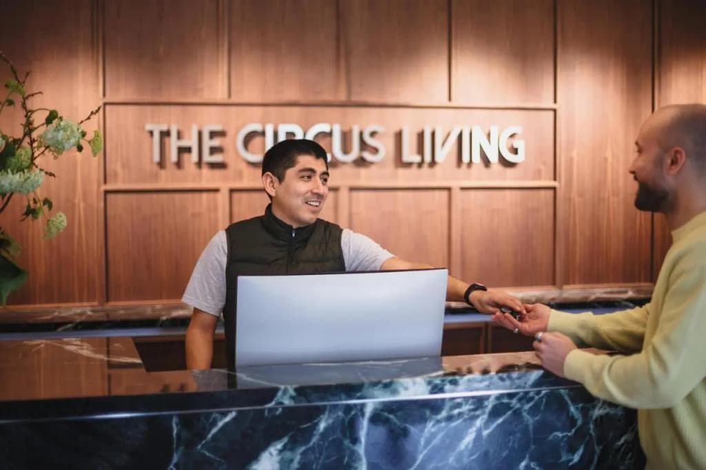 The Circus Living - photo 19