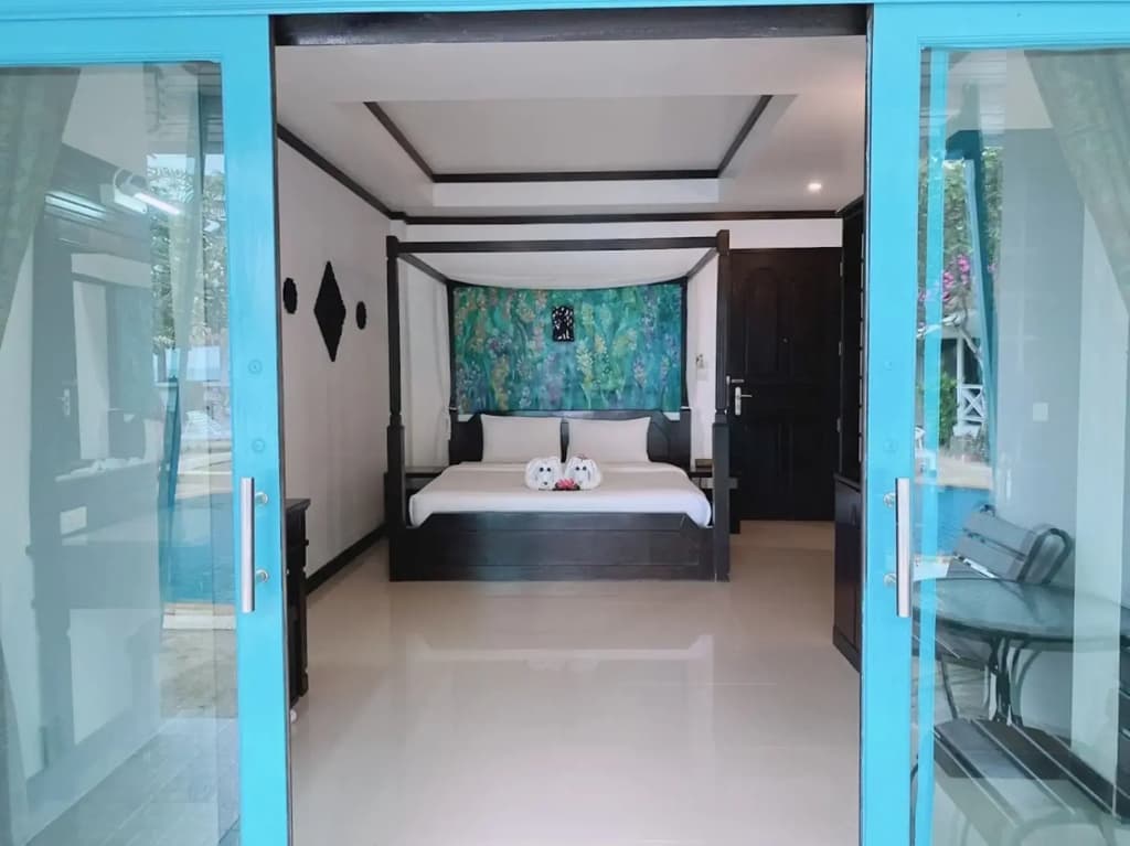 Sand Sea Beach Resort - photo 36