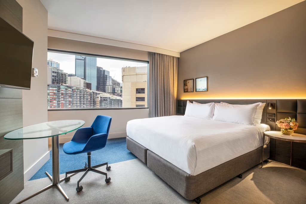 Crowne Plaza Melbourne by IHG - photo 4