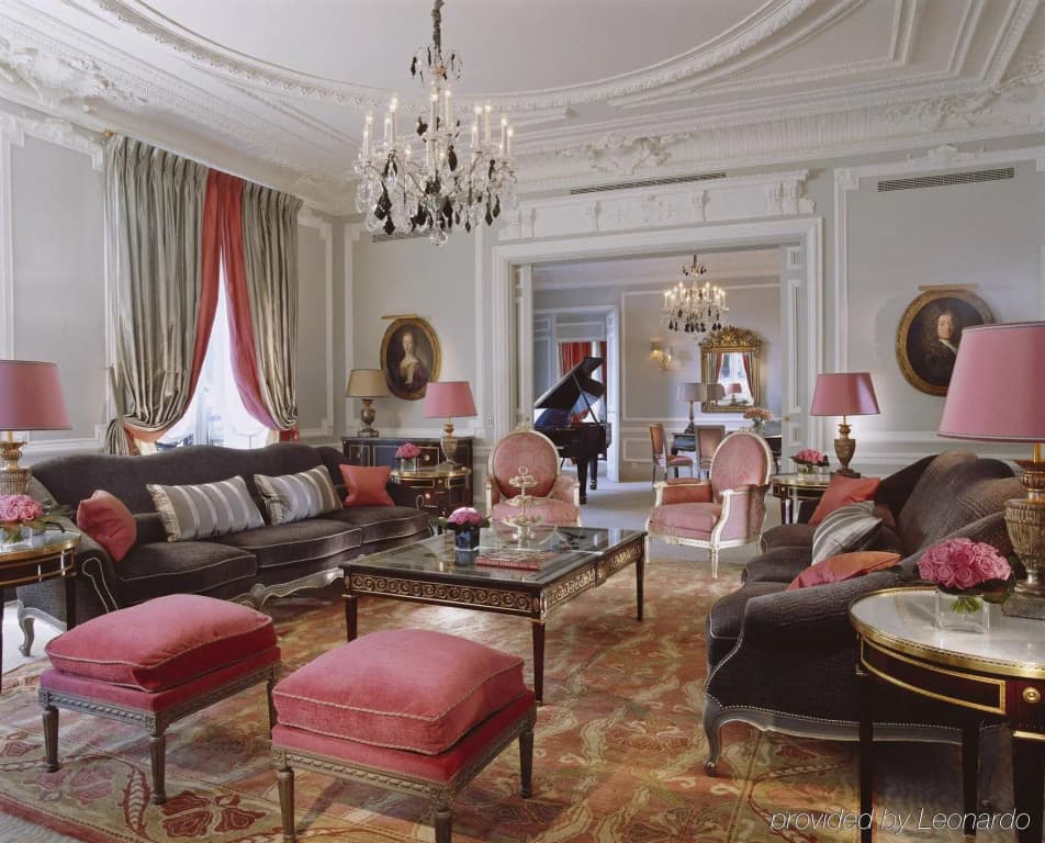 Plaza Athenee Hotel - photo 4