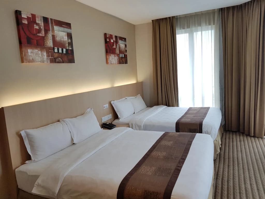 DeHome Boutique Hotel - photo 2