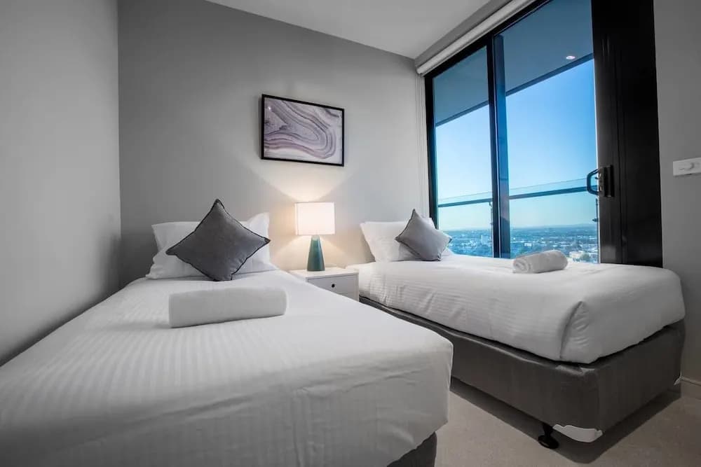 Sweet Apartment At Centro Melbourne - photo 2