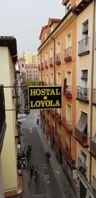 Hostal Loyola - Hostel - photo 21