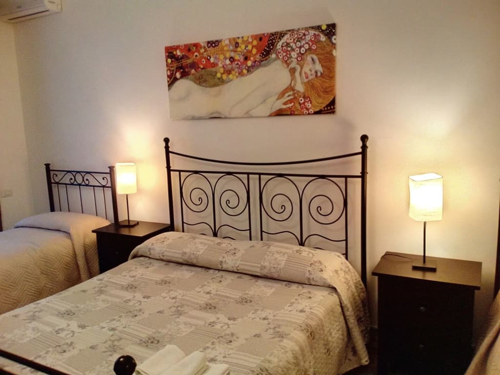 Sergio's Guest House - photo 18