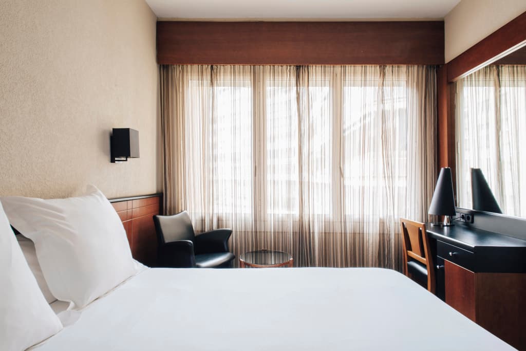 Hotel Derby Barcelona - photo 36