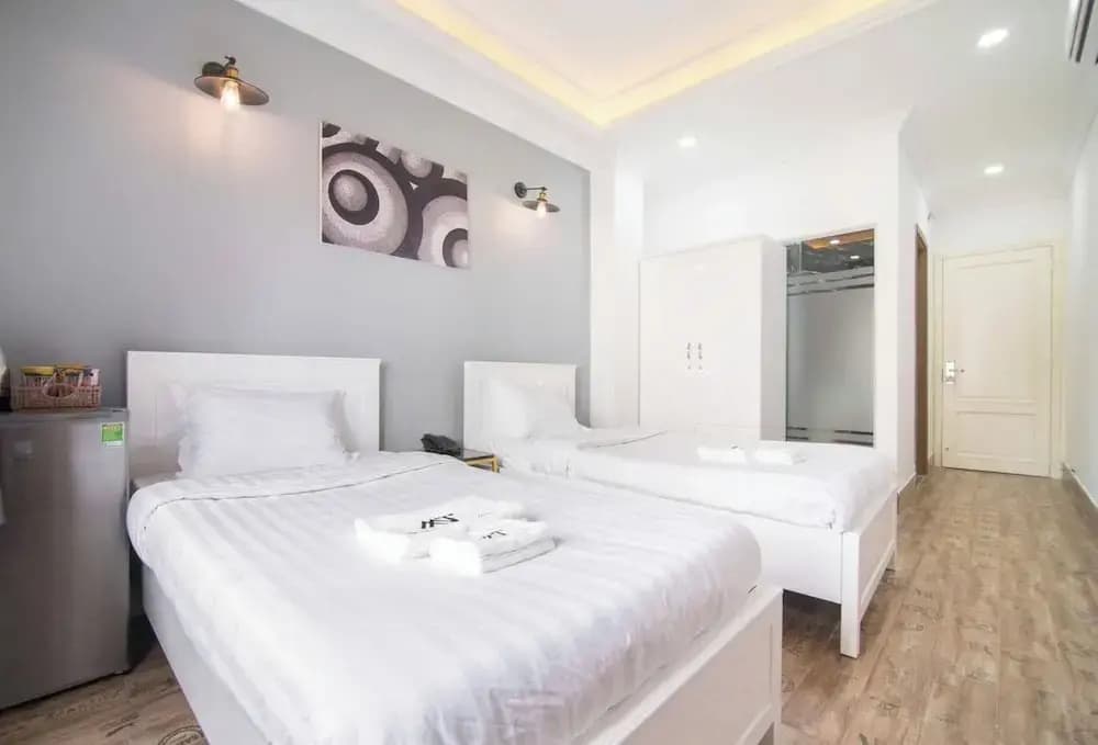 The Passion Hotel Airport - 5 minutes to Tan Son Nhat - photo 2