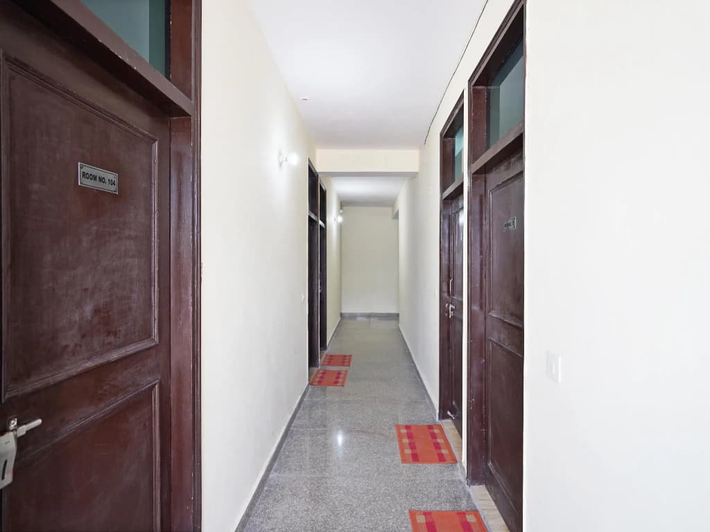 OYO 46744 Hotel Yash - main photo