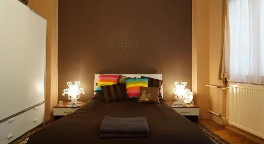 Chocolate Home - photo 1