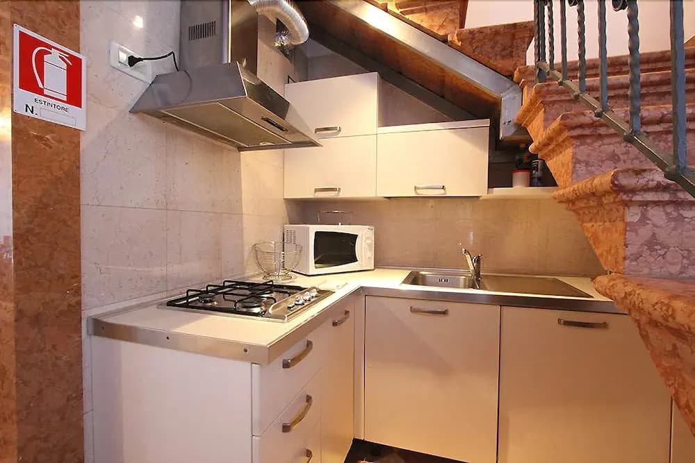 City Apartments - Boteri - photo 12
