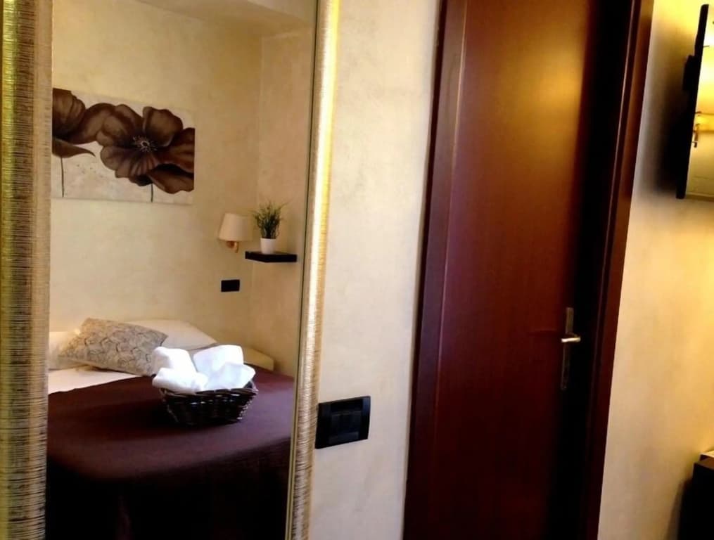 Domus Tiberina - photo 3