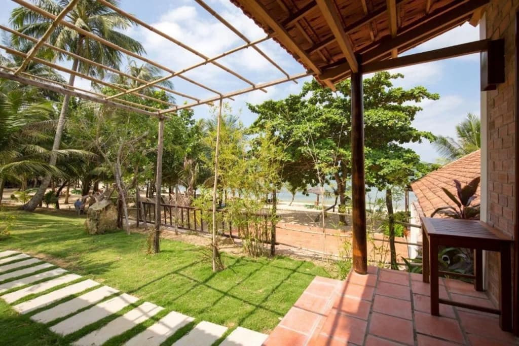 Thanh Kieu Beach Resort - photo 2