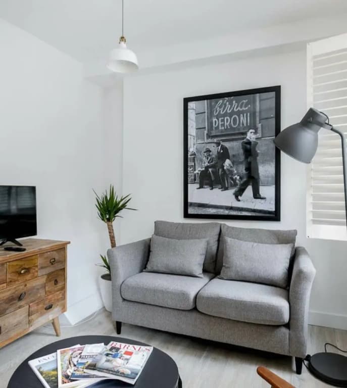 Rustic 2 Bed Maisonette Over 3 Floors In Goodge St - photo 3