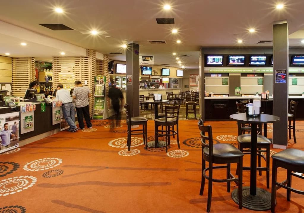 Waltzing Matilda Hotel - photo 11