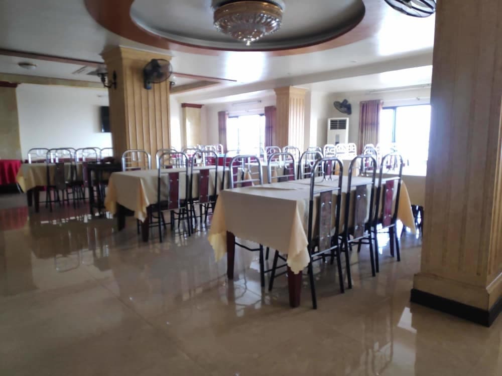 Ngoc Mai Hotel - photo 18