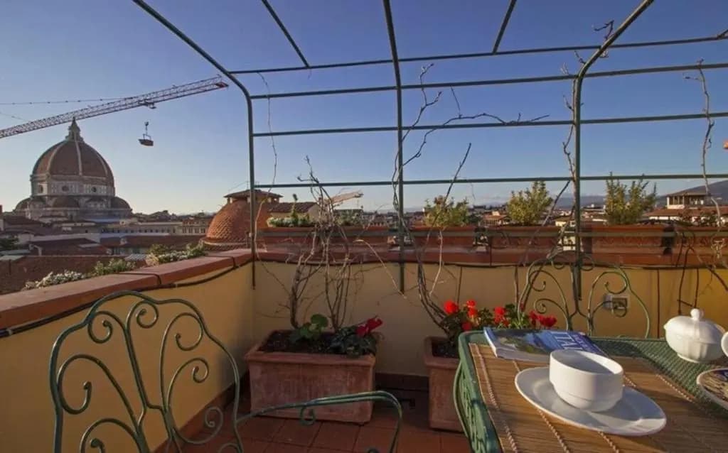 Signorelli - Welcoming apartment with a panoramic terrace (Duomo area) - main photo