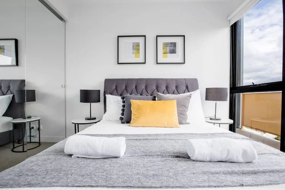 Elegant 2br@footscray Station - main photo