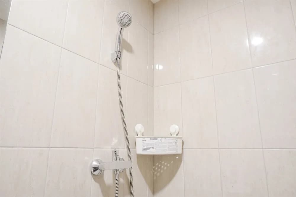 Modern Look Studio Room At Citra Living Apartment - photo 7