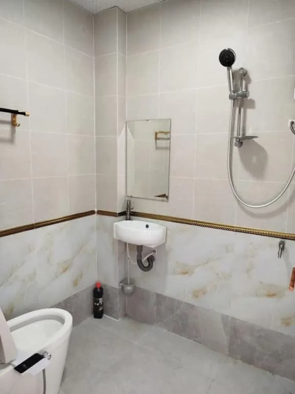 KQ Hostel - photo 8