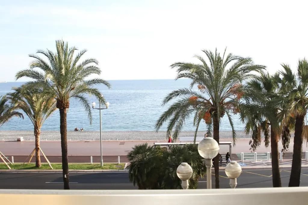 Sea View Apartment - photo 5