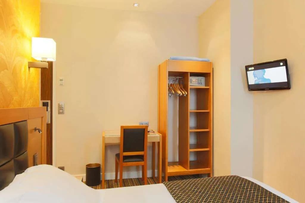 Bellevue - photo 3