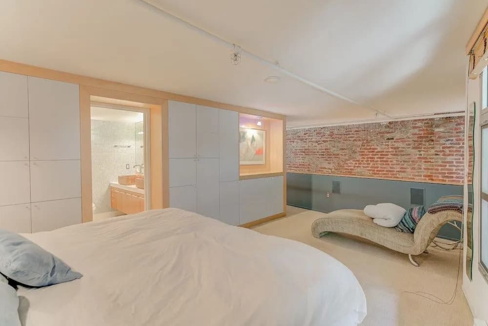 Spear Street Unit #122 - 2 Br Condo - photo 3