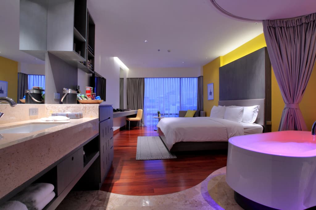 LiT BANGKOK Hotel - photo 48