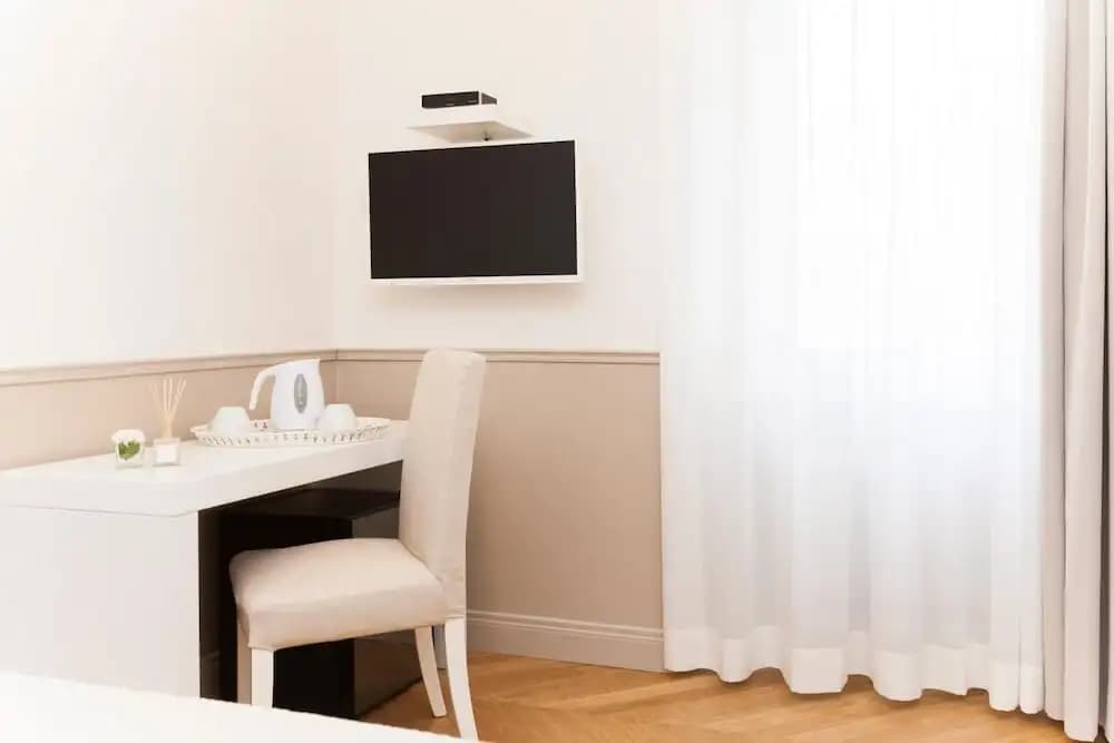 Margherita Suites - photo 2