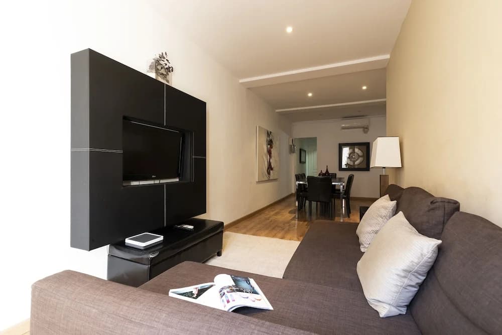 AB Eixample Viladomat Apartments - photo 3