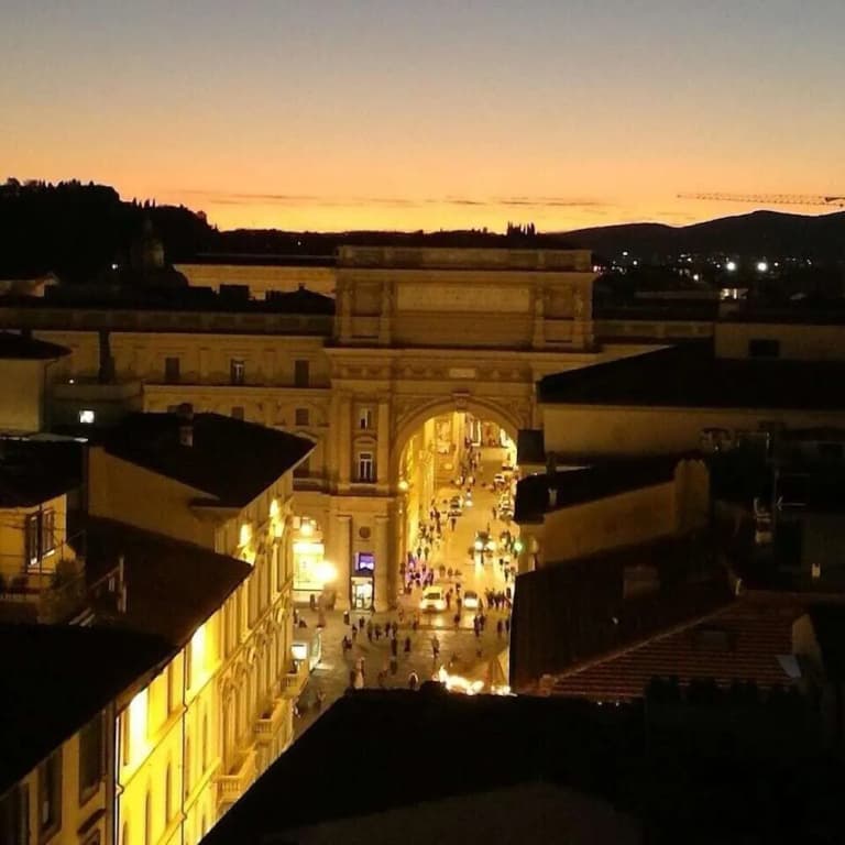 Tornabuoni Boutique - photo 1