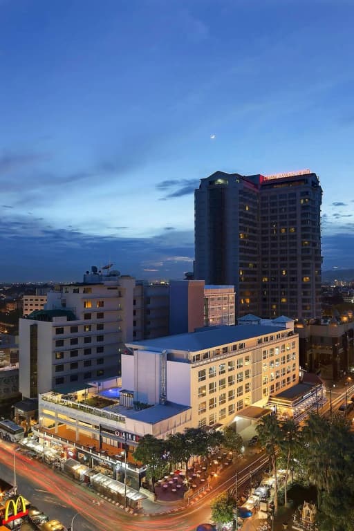 Mövenpick Suriwongse Hotel Chiang Mai - photo 17