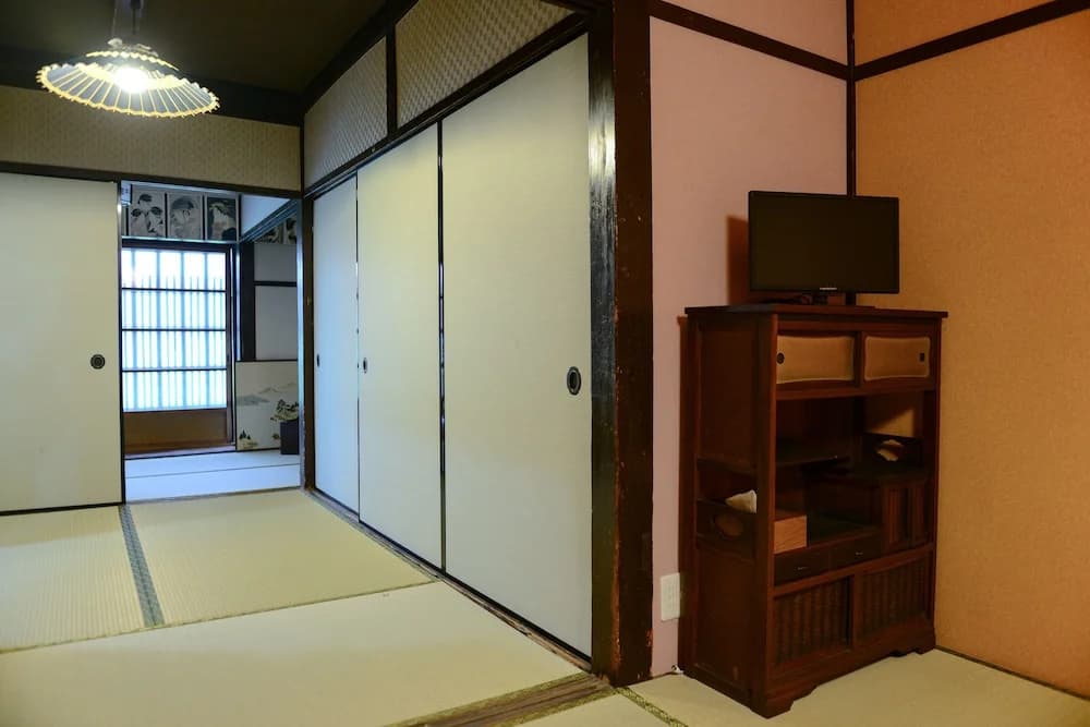 Nishioji Tanuki - photo 6